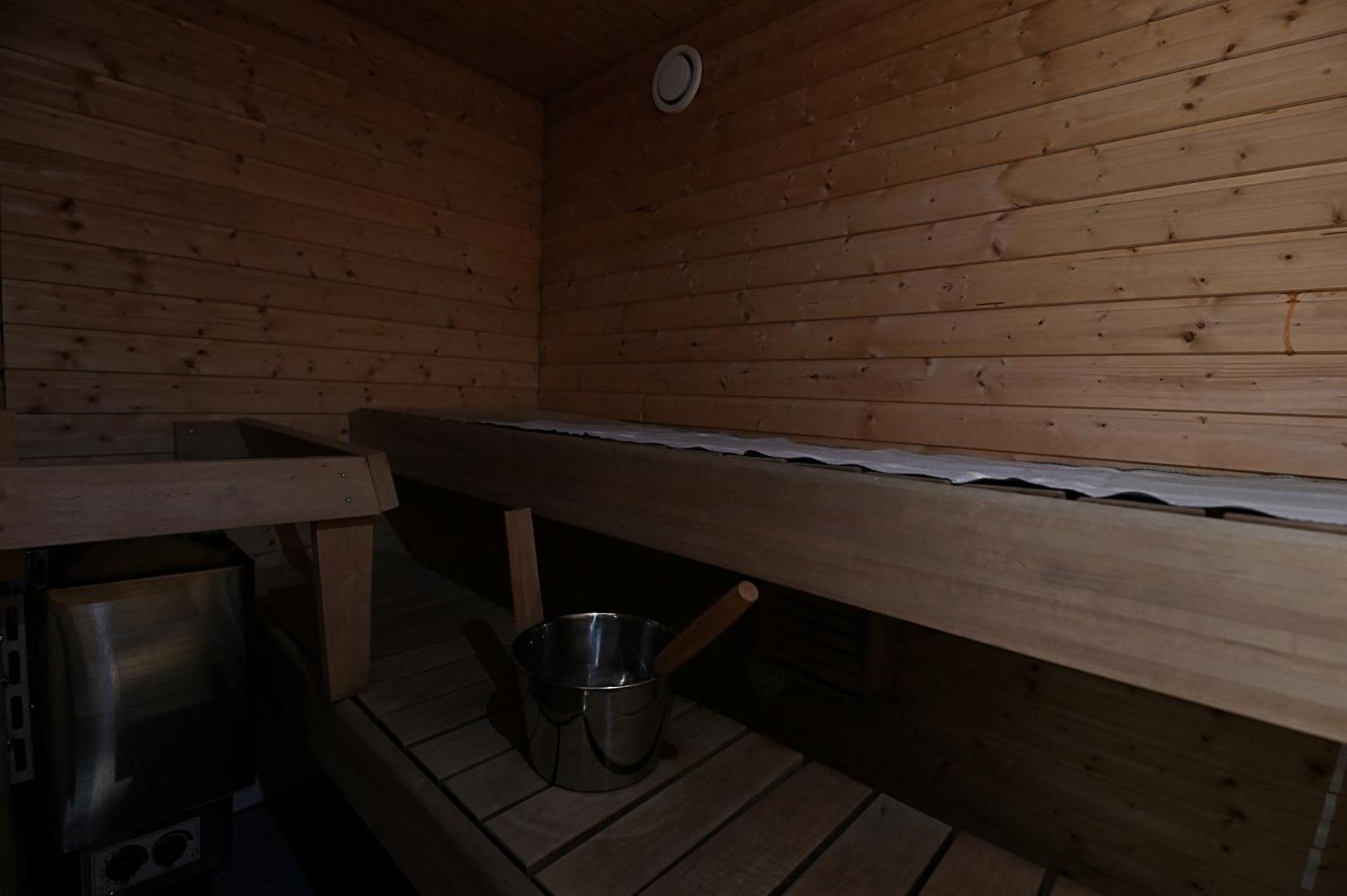 Classic Log Cabin Ski-In Ski-Out Levi Szoba fotó