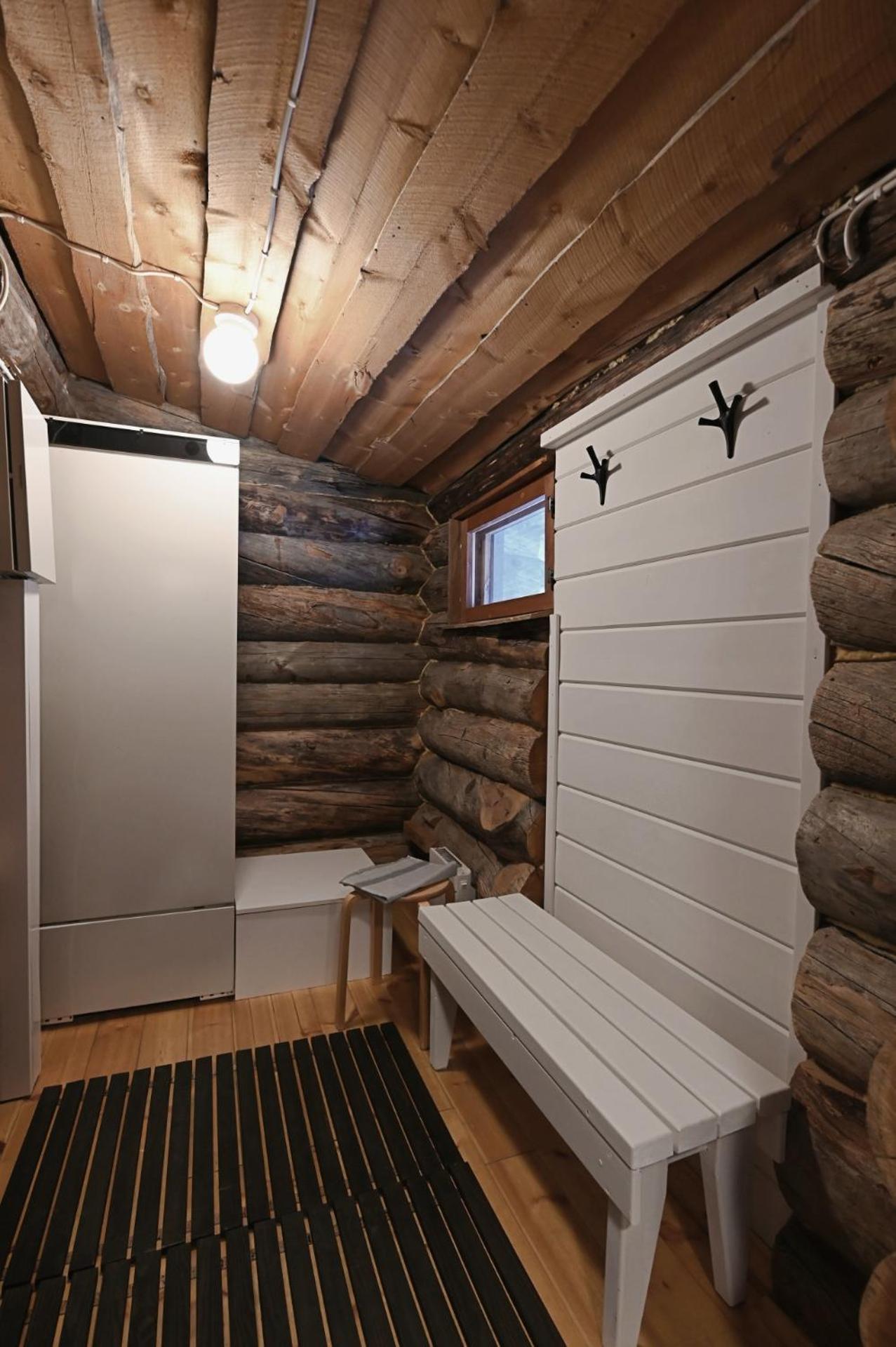 Classic Log Cabin Ski-In Ski-Out Levi Szoba fotó