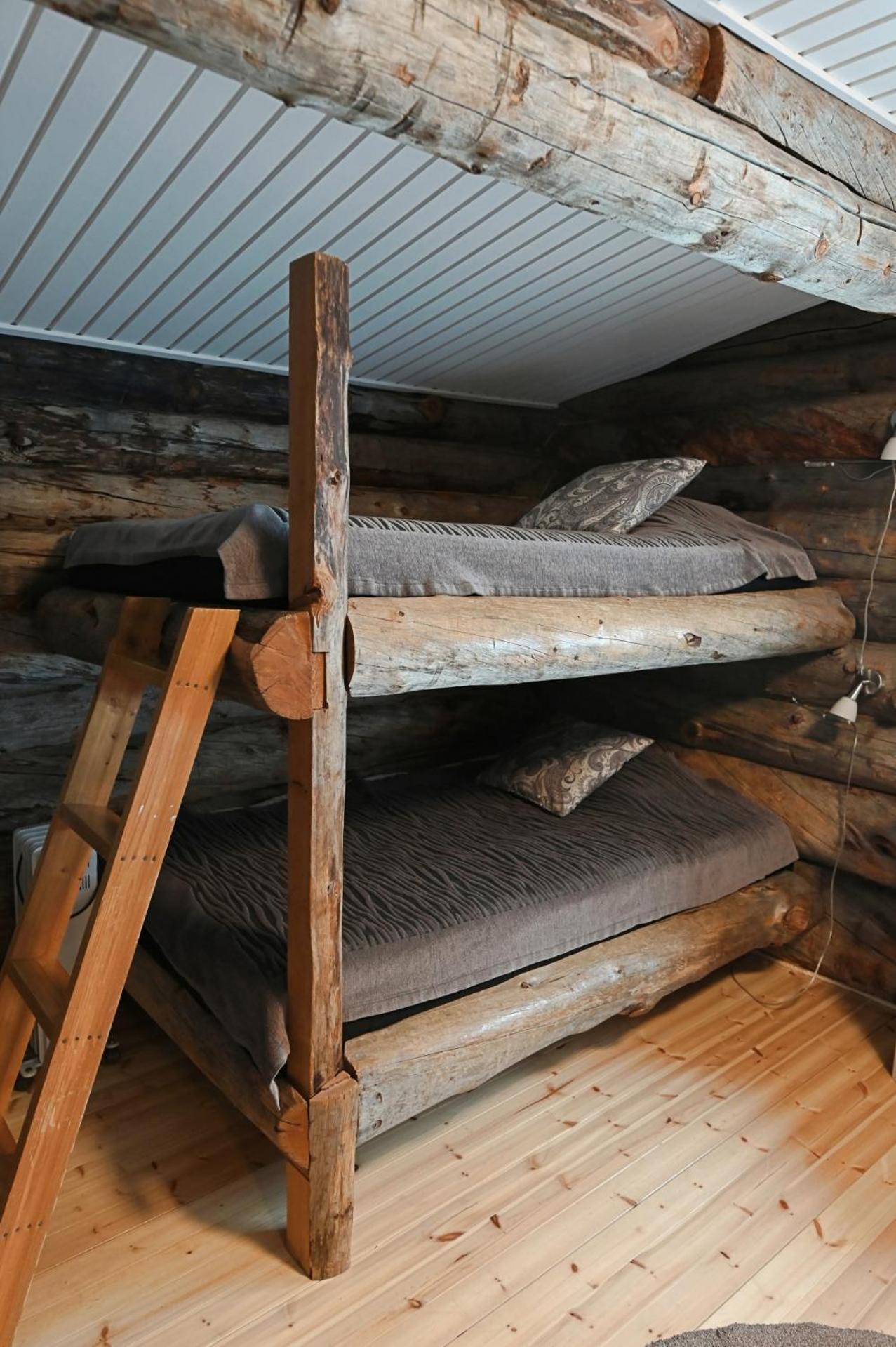 Classic Log Cabin Ski-In Ski-Out Levi Szoba fotó